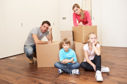 Storage service agreement with governing law and compliance notes