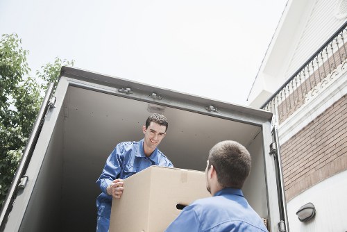 Load-based and cubic-yard quotation example for storage space